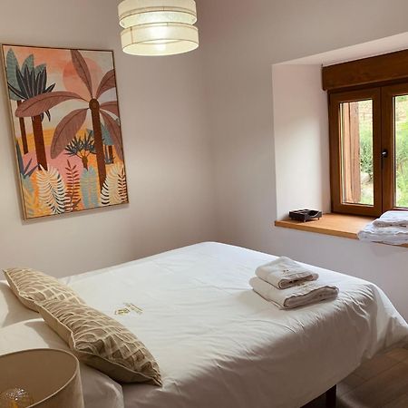Apartamentos En El Valle Del Jerte Flores Para Angela Cabezuela Del Valle Extérieur photo