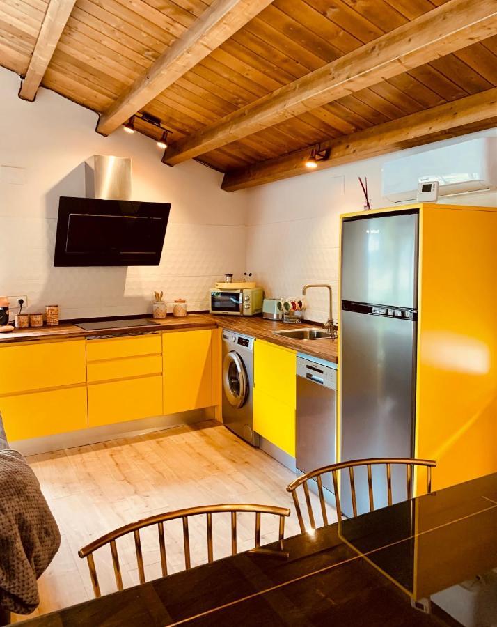 Apartamentos En El Valle Del Jerte Flores Para Angela Cabezuela Del Valle Extérieur photo